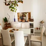 Casapatrizia Compartido Гостевой дом